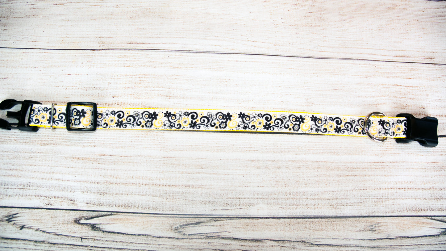 Yellow and black floral dog collar and/or leash. 1 inch wide