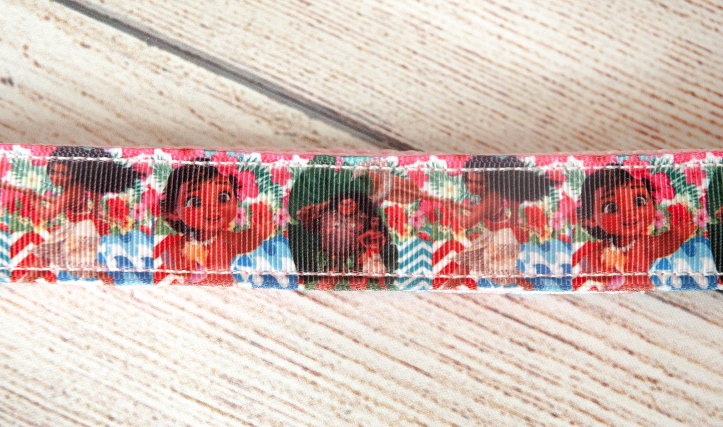 Moana Toddler and adult with Maui dog collar and/or leash. Strong pink coloring. 1 inch wide.