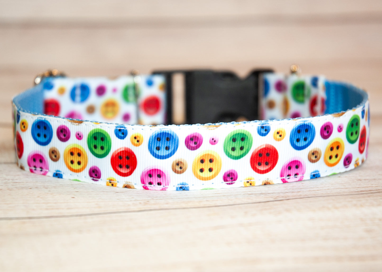 Dog Collar with Buttons Design, 1 inch Wide, Adjustable Sizes