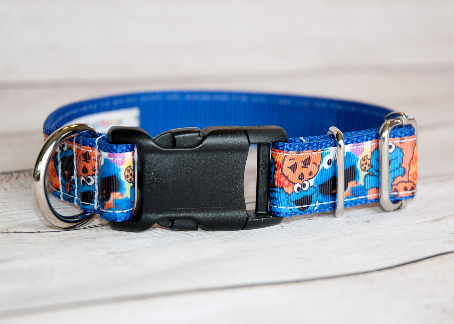 Cookie eating Monster dog collar. 1" wide